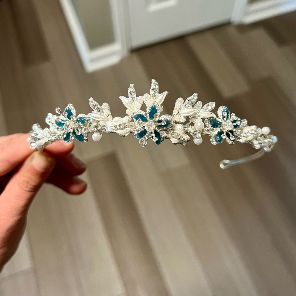 Bride Elegant Silver and Teal Floral Tiara